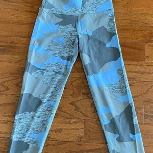Aerie leggings blue camo